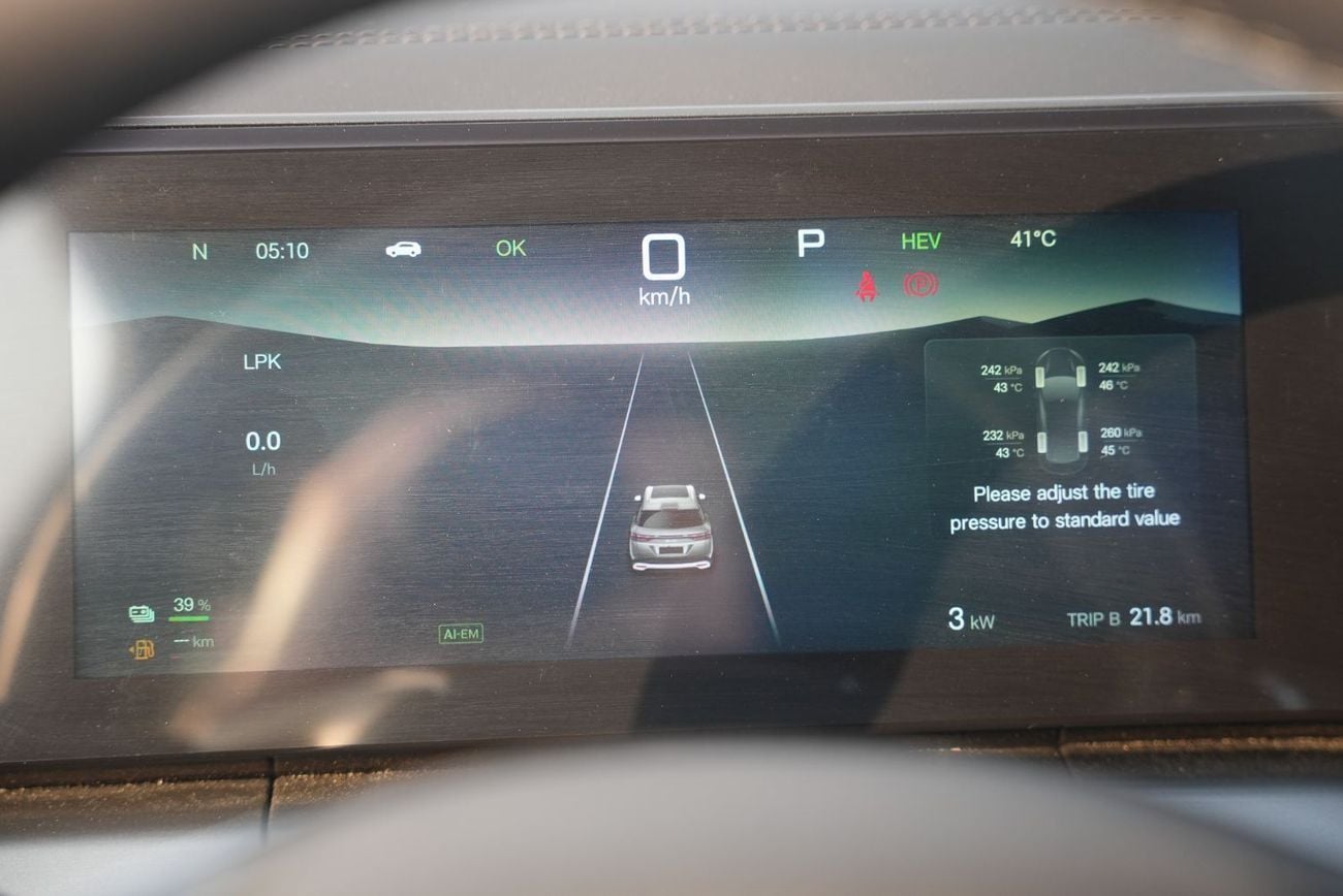 BYD Song L STANDARD 2025 BYD Song L DM-i 112KM Surpass Smart Driving Edition