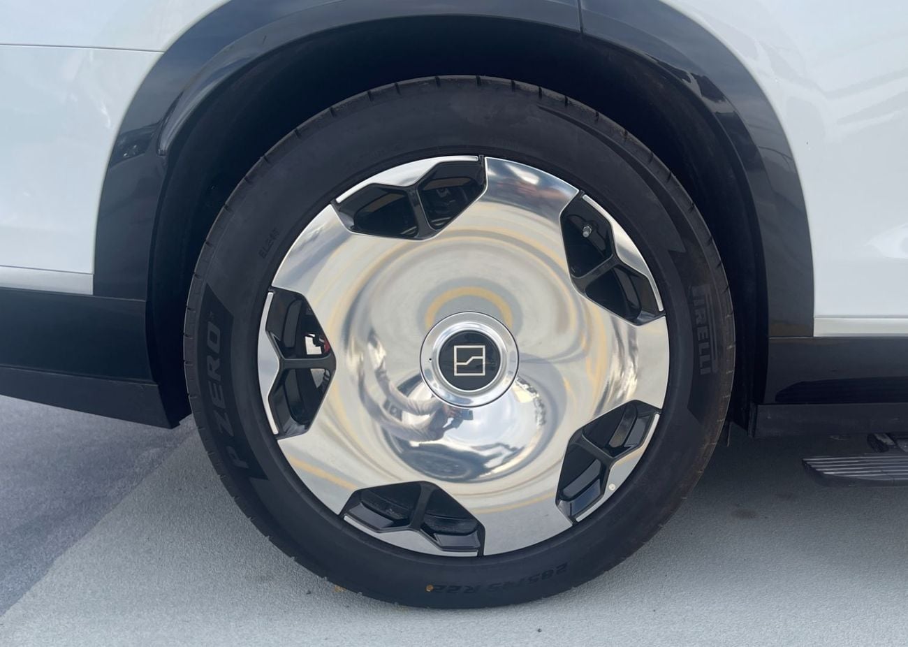 Zeekr 9X 9X Hyper 1,401 HP