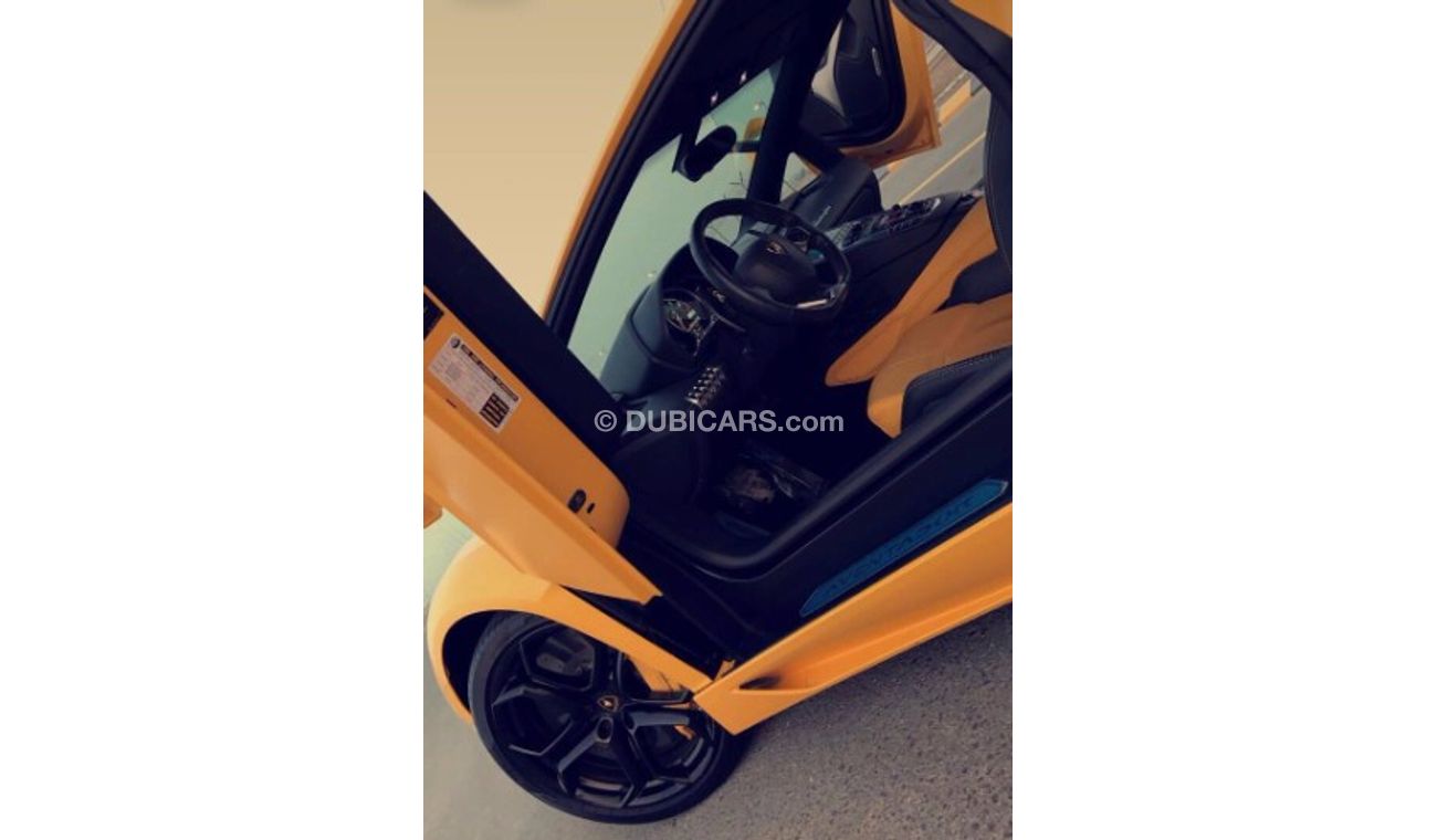 Lamborghini Aventador Lp700-4