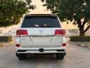 Toyota Land Cruiser VXR 5.7