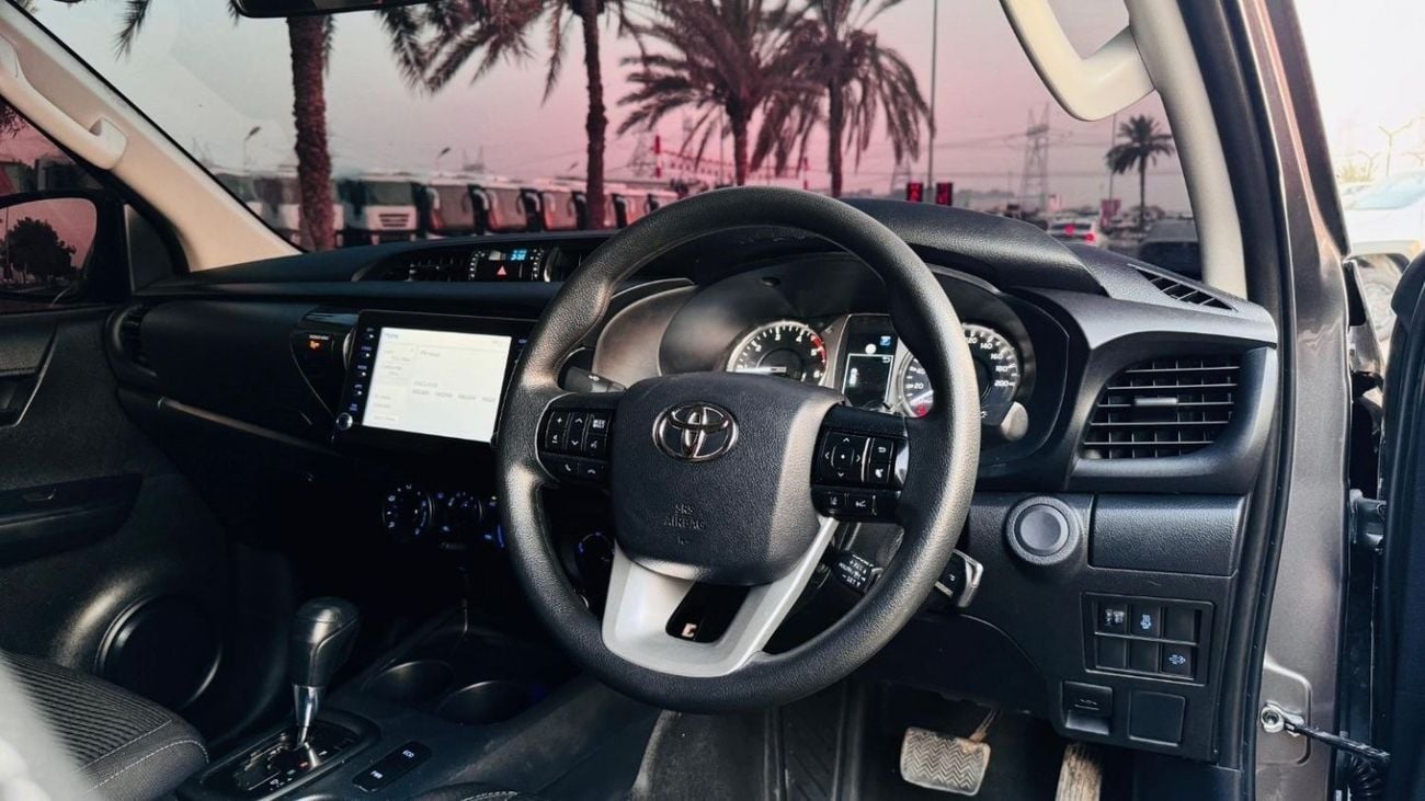 Toyota Hilux SMART CAB | 2022 | 2.8L DIESEL ENGINE |  IRON ROLL BAR | 4 X 4