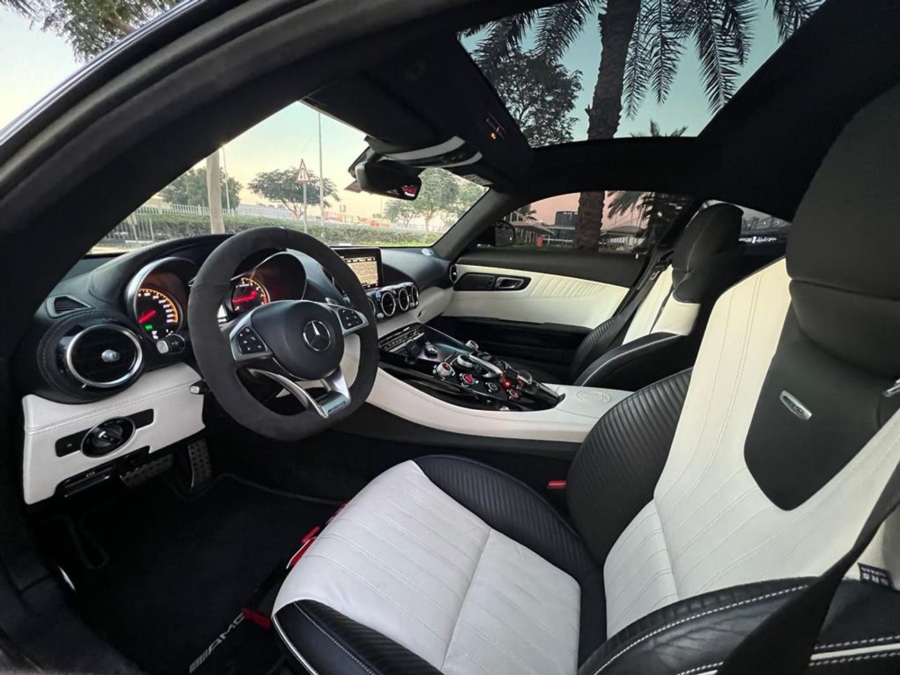 Mercedes-Benz AMG GT S MERCEDES BENZ GT 63 S AMG GCC CARBON FIBER UNDER WARRANTY FULL SERVICE HISTORY