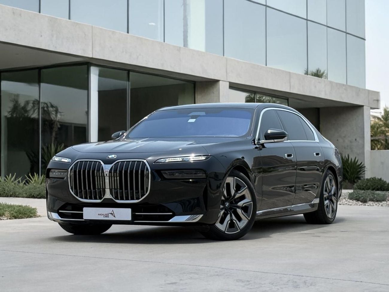 BMW 740i AED 5,440 P.M | 0% DOWN PAYMENT | BMW 740I | AGENCY WARRANTY  SERVICE CONTRACT | GCC SPECS