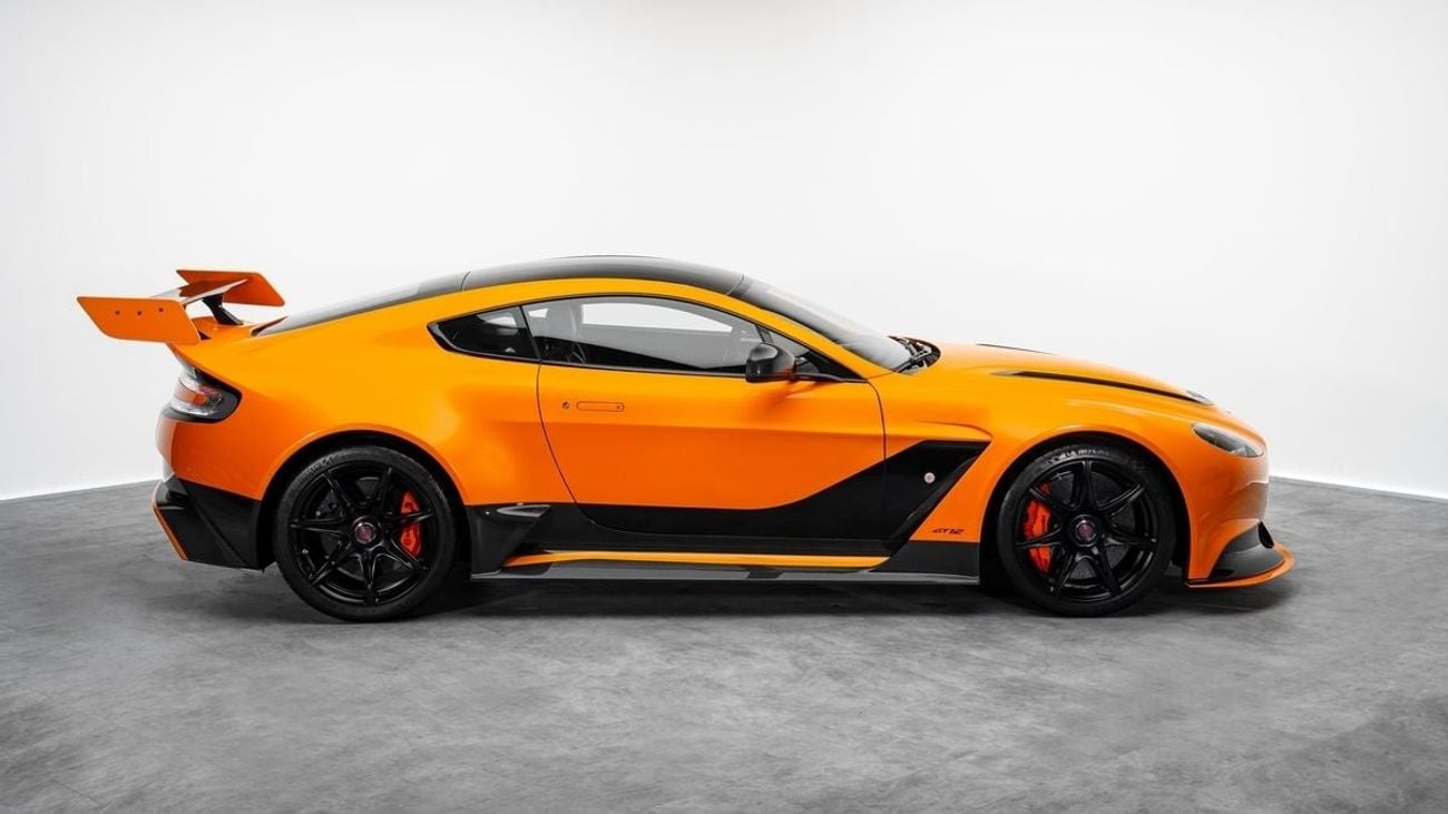 أستون مارتن فانتيج GT12