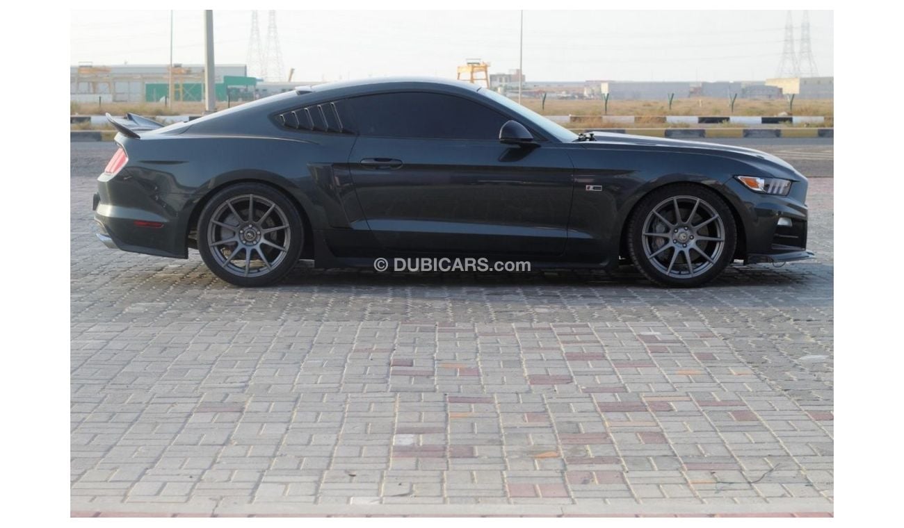 فورد موستانج فورد موستنج روش موديل : 2015 مطلوب:140.000 درهم ممشى:80.000 كم مواصفات خليجيه  +800 حصان ،تبريد تسخي