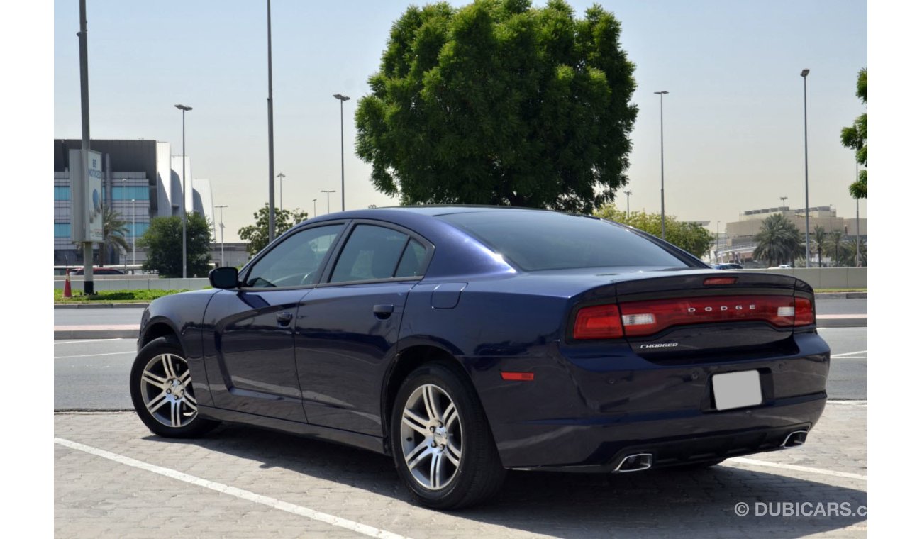 دودج تشارجر V6 Mid Range in Excellent Condition