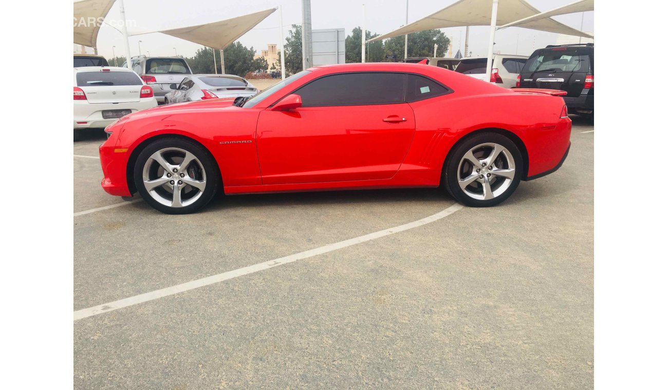 Chevrolet Camaro سياره نظيفه جدا صبغة وكاله تشييكات وكاله داخل الضمان