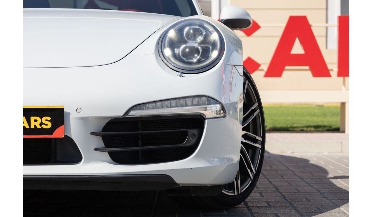 بورش 911 Carrera 4S 3.8L Coupe Porsche 911 Carrera 4S 2015 GCC with Flexible Down-Payment.