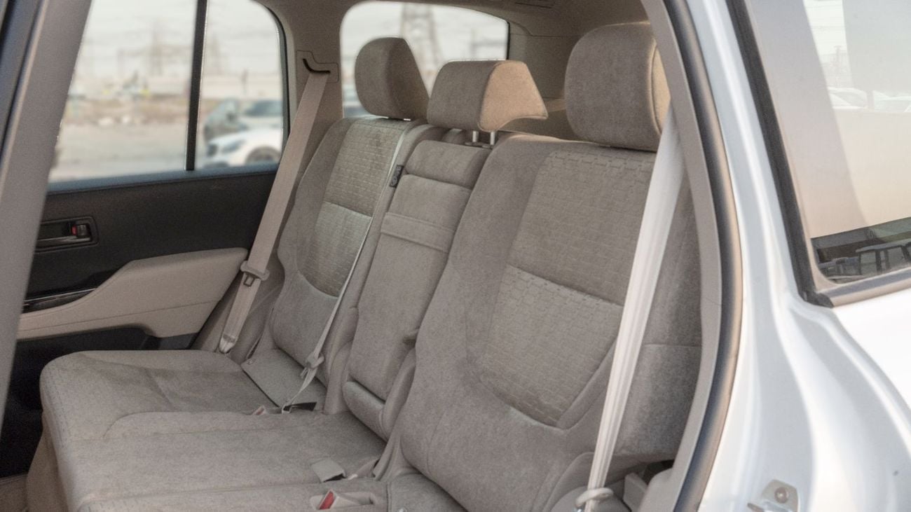 تويوتا لاند كروزر 2026 Toyota Land Cruiser GXR 3.3L AT Diesel (White-Beige) Basic