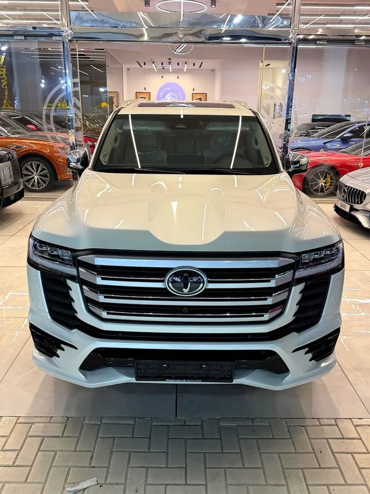 Toyota Land Cruiser VXR NON-TURBO – GCC AL-FUTTAIM – ONLY 3000 KM