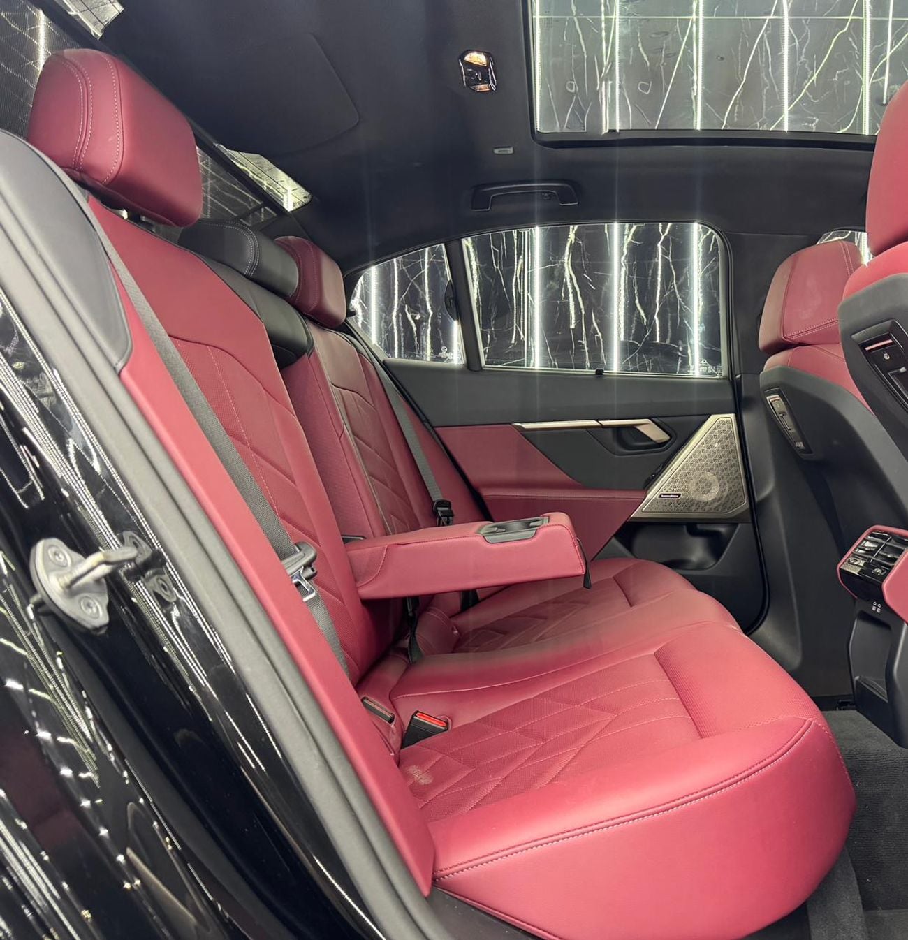 بي أم دبليو 520i 2.0 L, 8 Speed , RWD