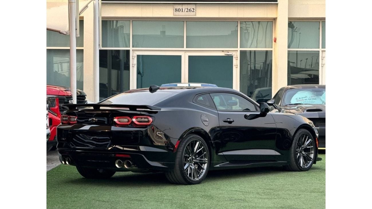 Chevrolet Camaro Chevrolet Camaro ZL1 Gulf 2023, contract service, under warranty, agency paint, in agency condition,