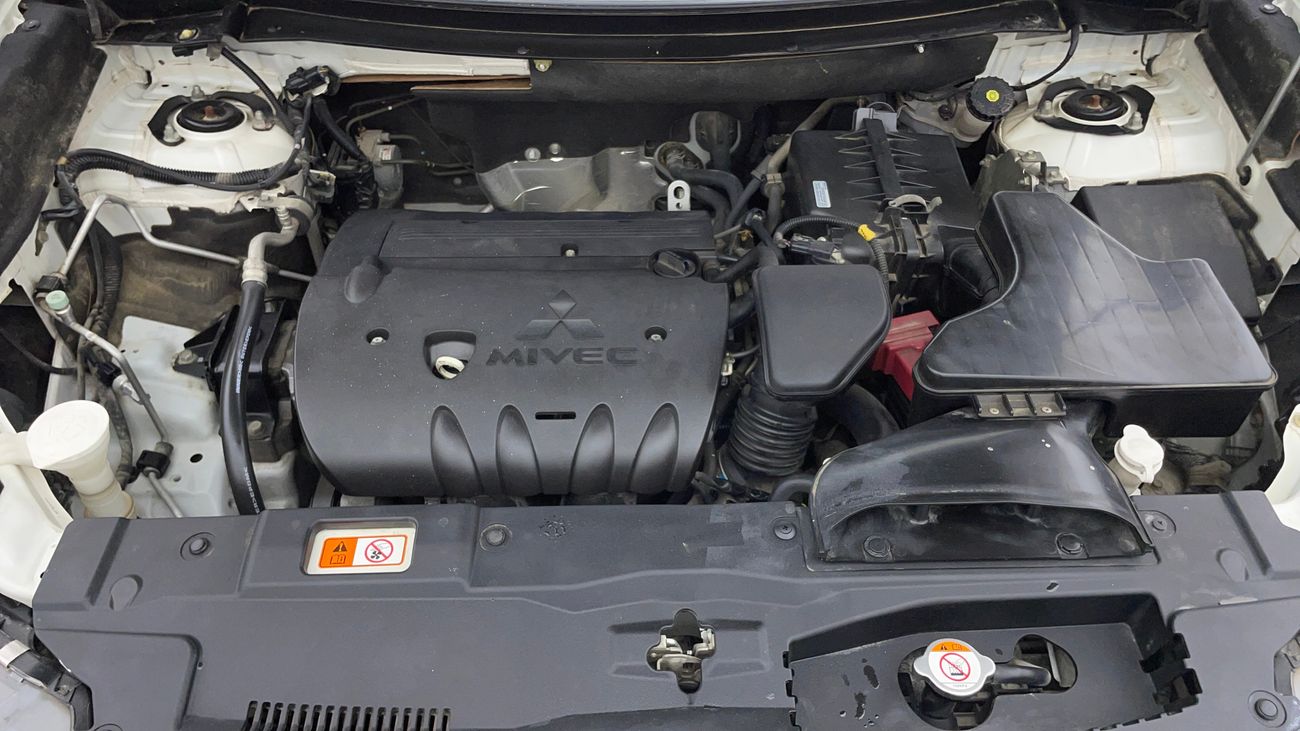 ميتسوبيشي آوتلاندر GLX BASIC 2.4 | بدون دفعة مقدمة | اختبار قيادة مجاني للمنزل