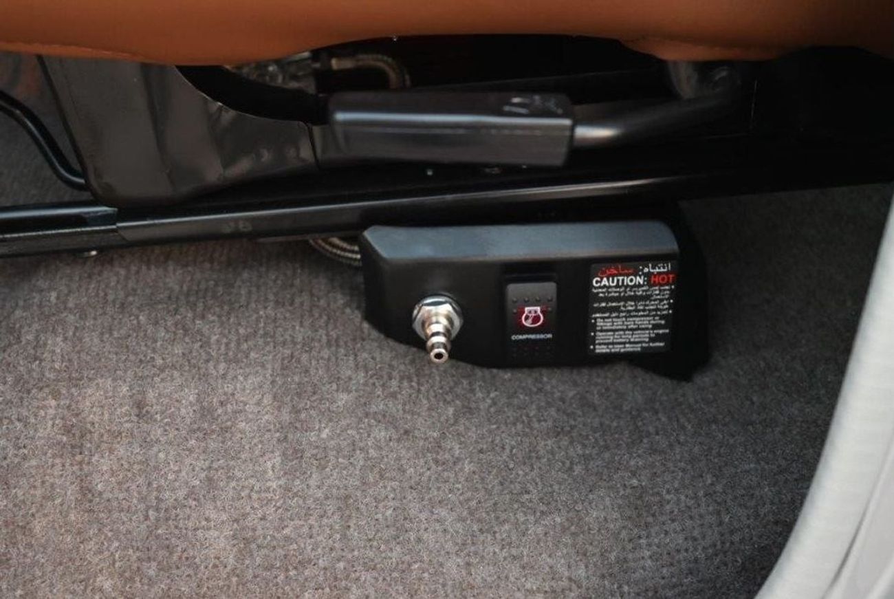 Toyota Land Cruiser 70 2025 TOYOTA LAND CRUISER 76 HARDTOP SDLX V6 4.0L PETROL 4WD 5-SEATER AT