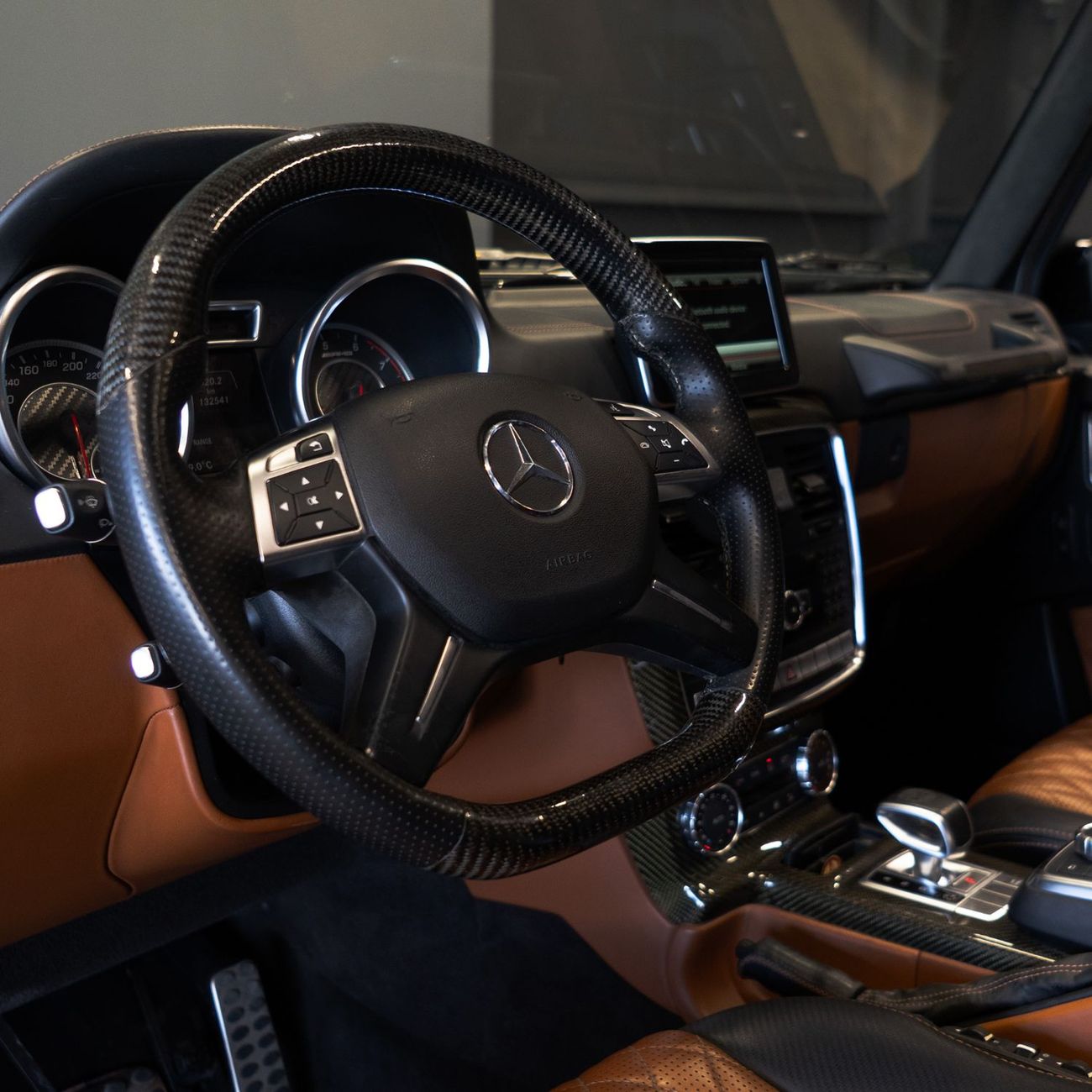 مرسيدس بنز G 63 AMG Std 5.5L AED 9,272 pm • 0% Downpayment • Mercedes G63 AMG Brabus Kit • 1 Year Warranty