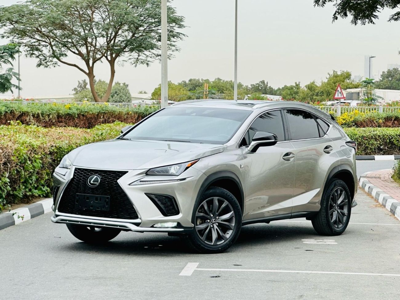 لكزس NX 300 F Sport 2.0L