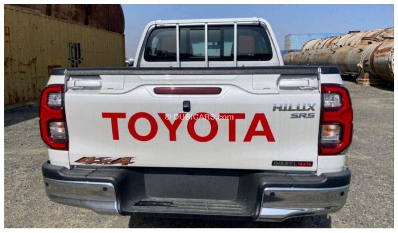 Toyota Hilux SR5 FULL OPTIONS 2.4L DIESEL A/T 4WD