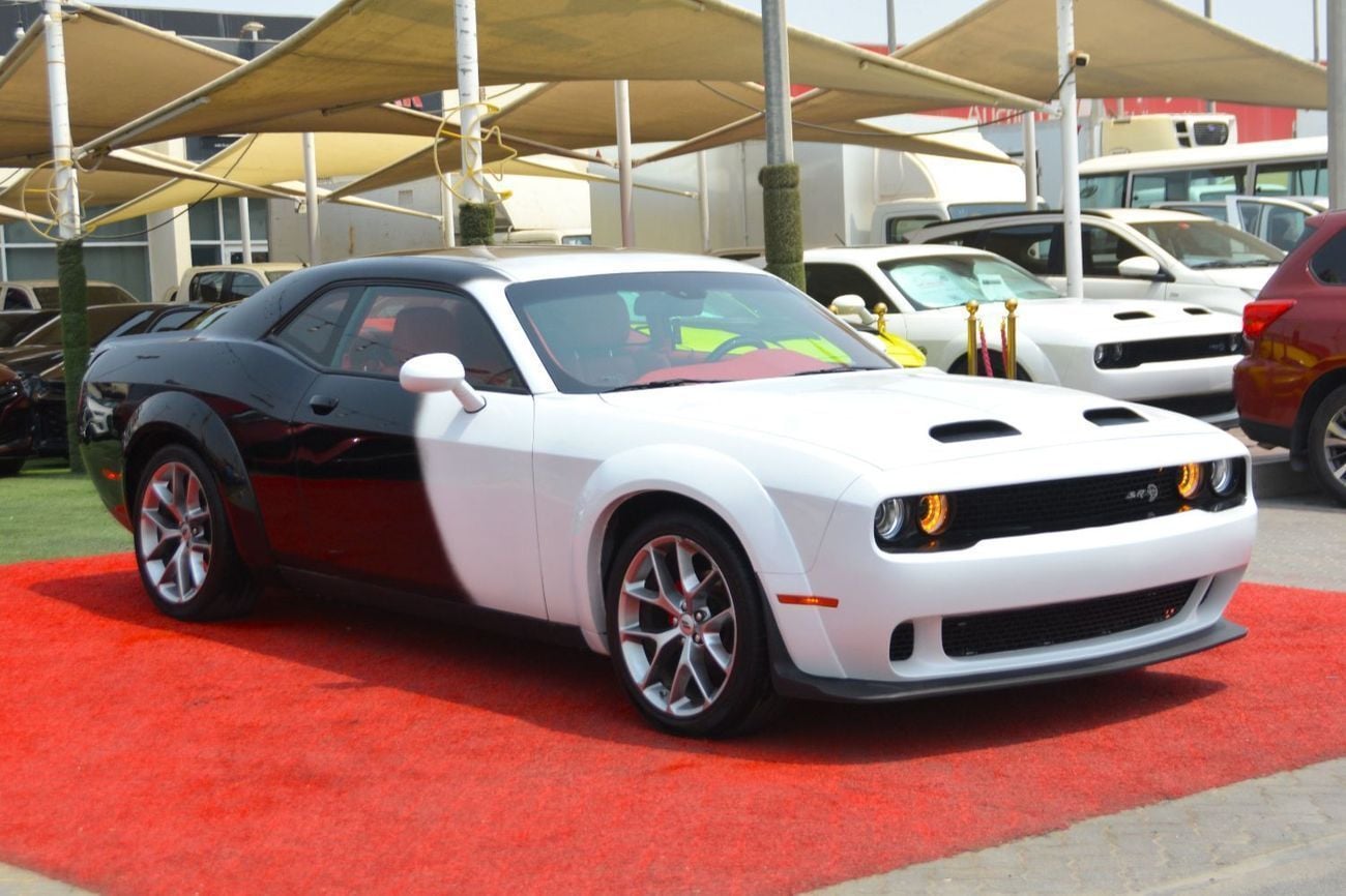 Dodge Challenger SRT HELLCAT REDEYE WIDEBODY GT 3.6L DOUBLE COLOR BLACK & WHITE