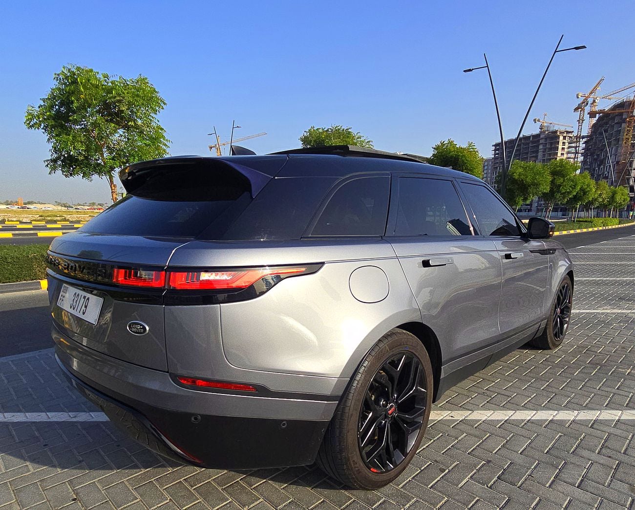 Land Rover Range Rover Velar R-DYNAMIC