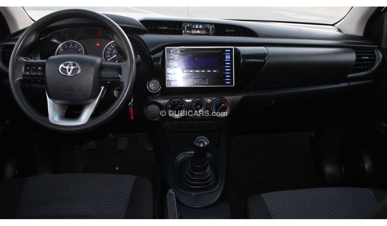 Toyota Hilux Toyota Hilux 2016 GCC in excellent condition without accidents, very clean from inside and outside