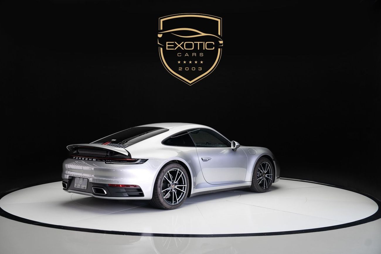 Porsche 911 Carrera 4 3.0L (444 HP) Coupe