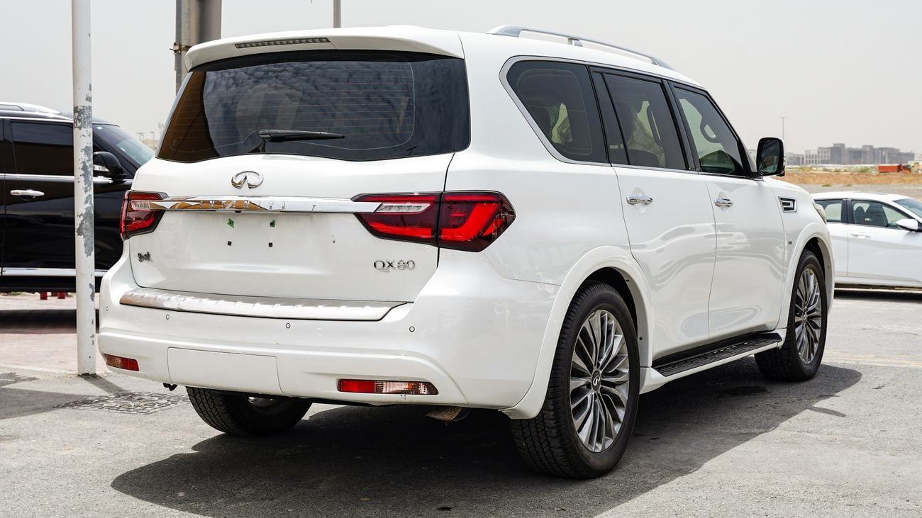 Infiniti QX80