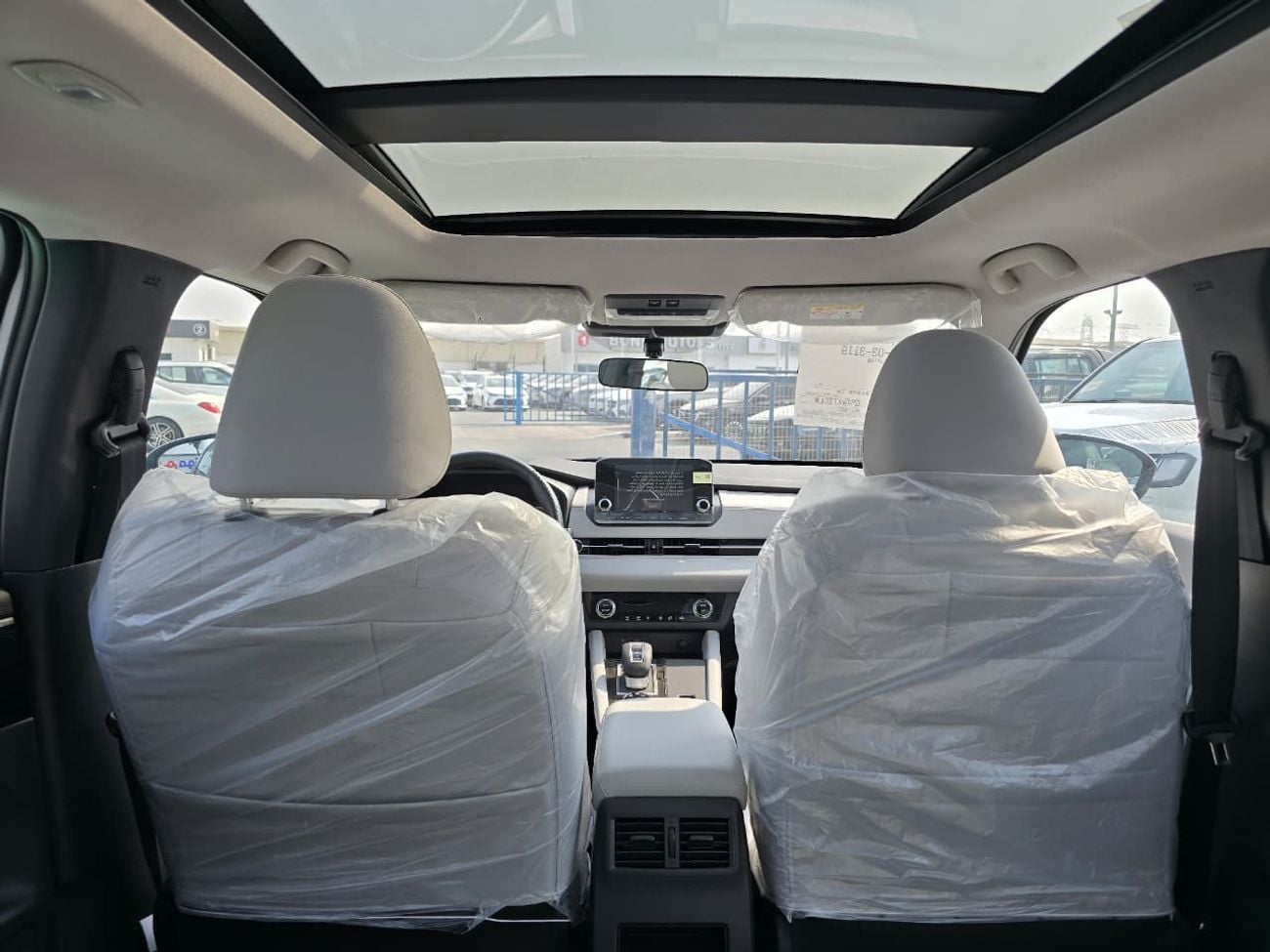 ميتسوبيشي آوتلاندر M-LINE 2.5L 2026