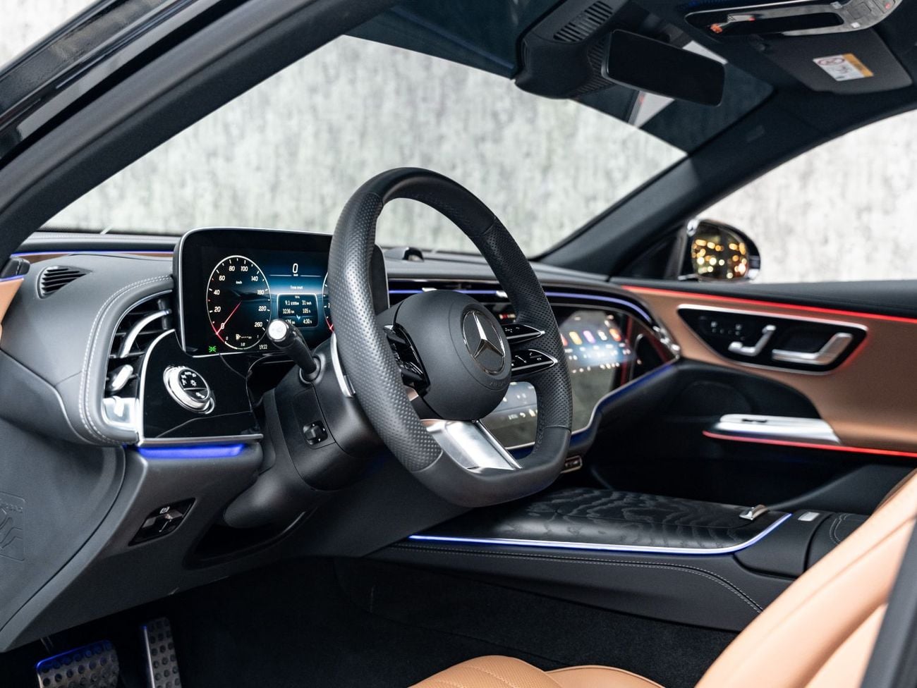 Mercedes Benz E200 STANDARD