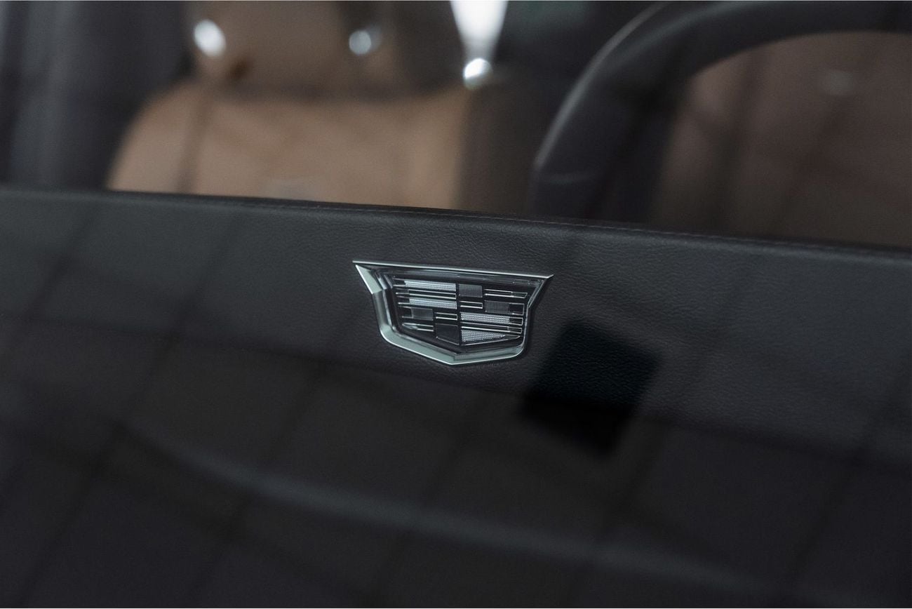 Cadillac Escalade SPORT PLATINUM 600