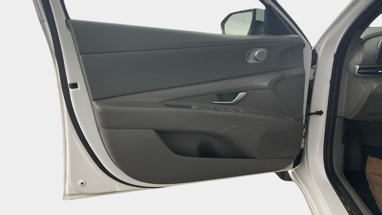 هيونداي إلانترا 1.6 GL AUTO SMART | شامل الضمان | 0 ﺪﻔﻋﺓ ﺃﻮﻟﻯ