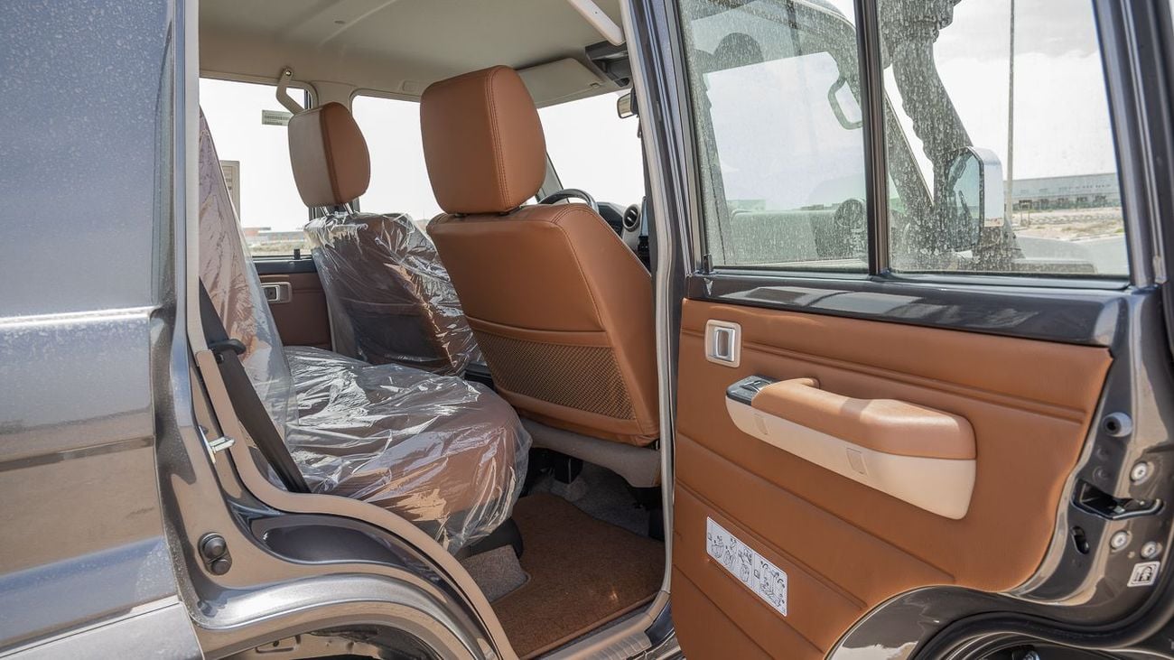 Toyota Land Cruiser 76 TOYOTA LANDCRUISER76 HARDTOP 2.8 AT -2025YM