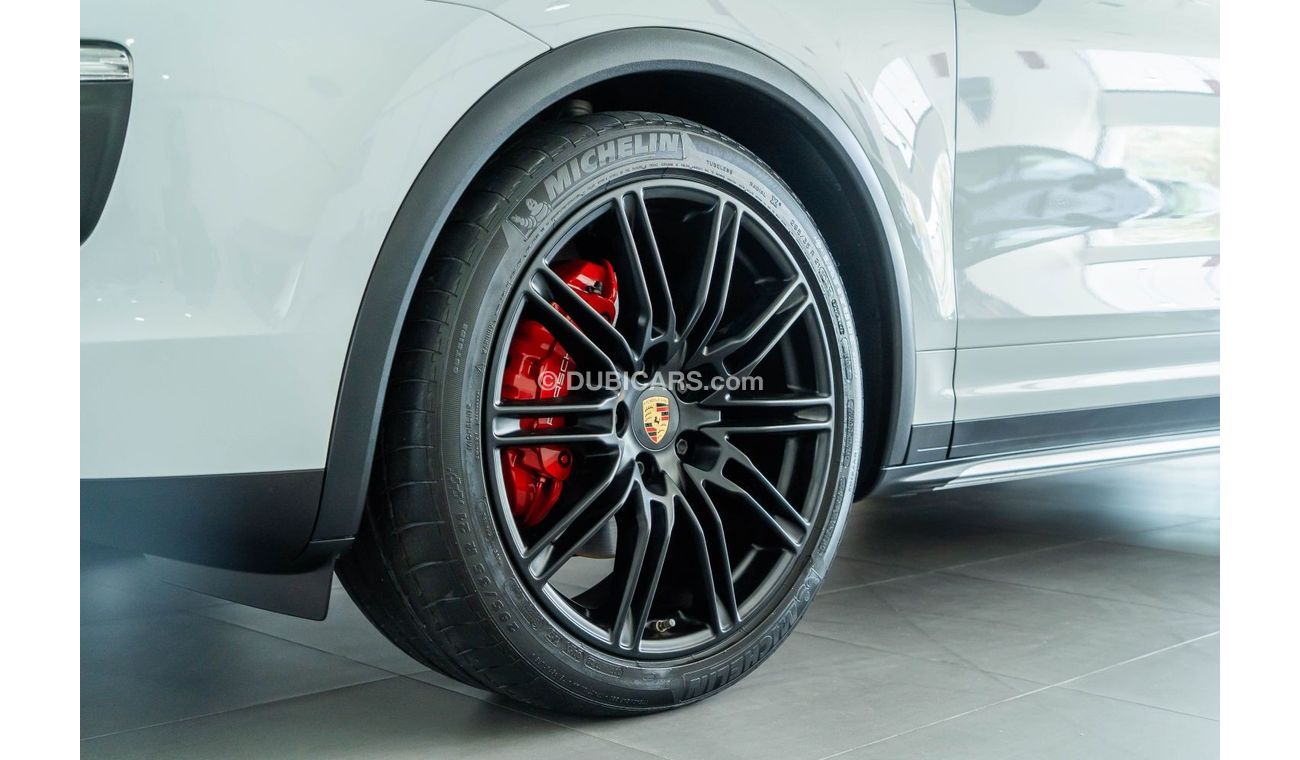 Porsche Cayenne 2015 Porsche Cayenne S 3.6L V6 / Full-Service History