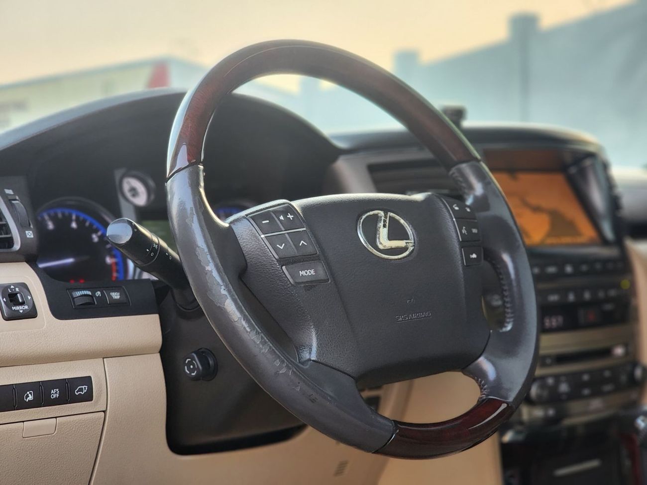 Lexus LX 570