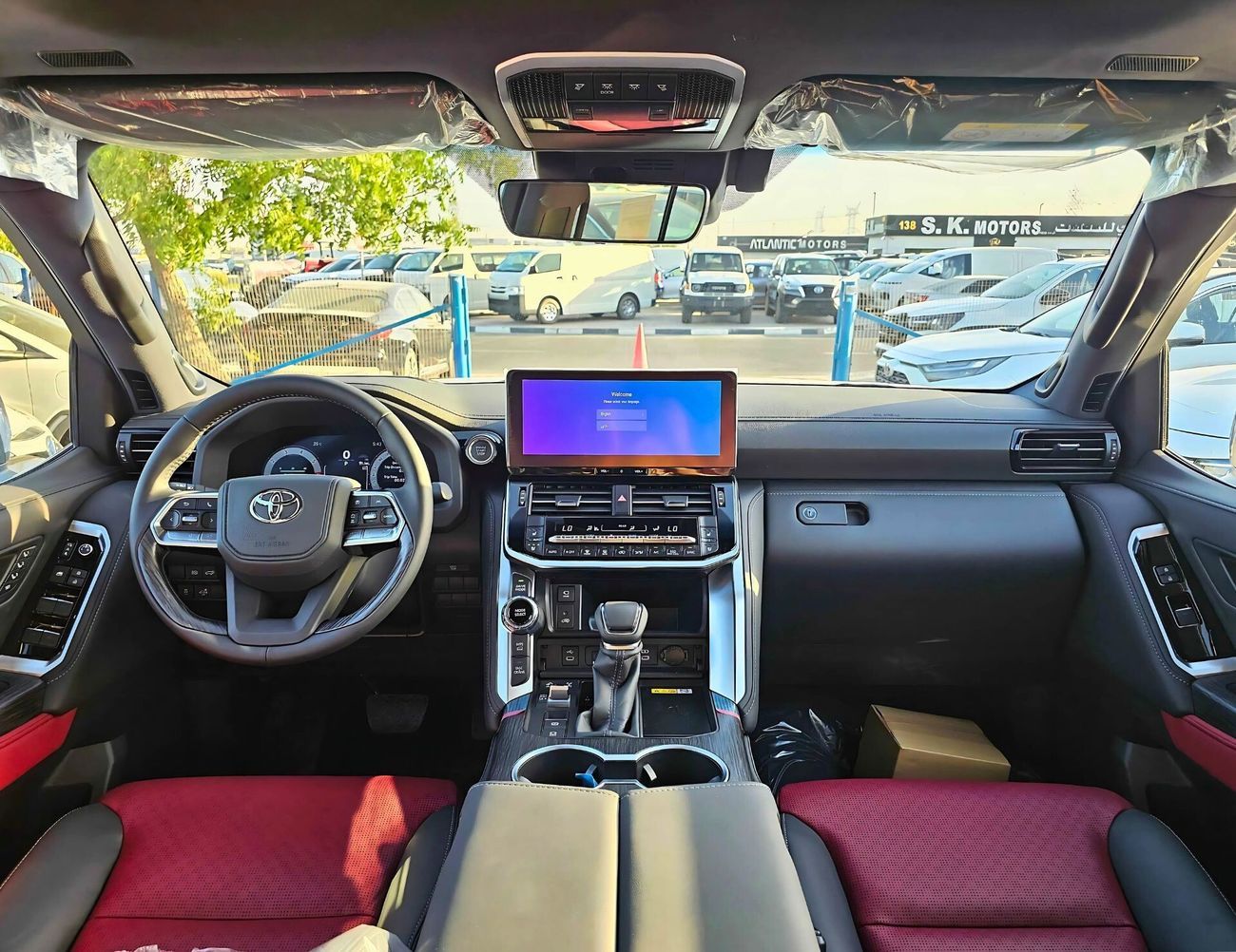 Toyota Land Cruiser VXR 3.5L PETROL | Radar | HUD | Top Variant | Aero Body Kit (CODE # VXR31HK)