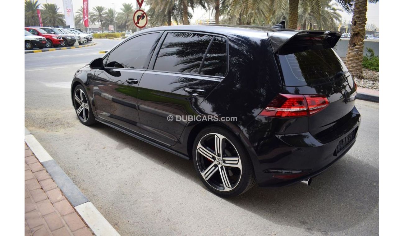 مستعملة فولكس واجن جولف GTi 2016 - GCC Specs - Low Mileage 2016 للبيع ...