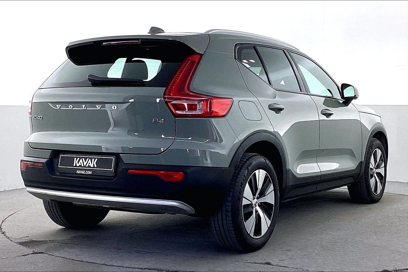 فولفو XC 40 B4 Core | Carnival Sale • UP TO AED 20,000 OFF | شامل الضمان | 0 ﺪﻔﻋﺓ ﺃﻮﻟﻯ