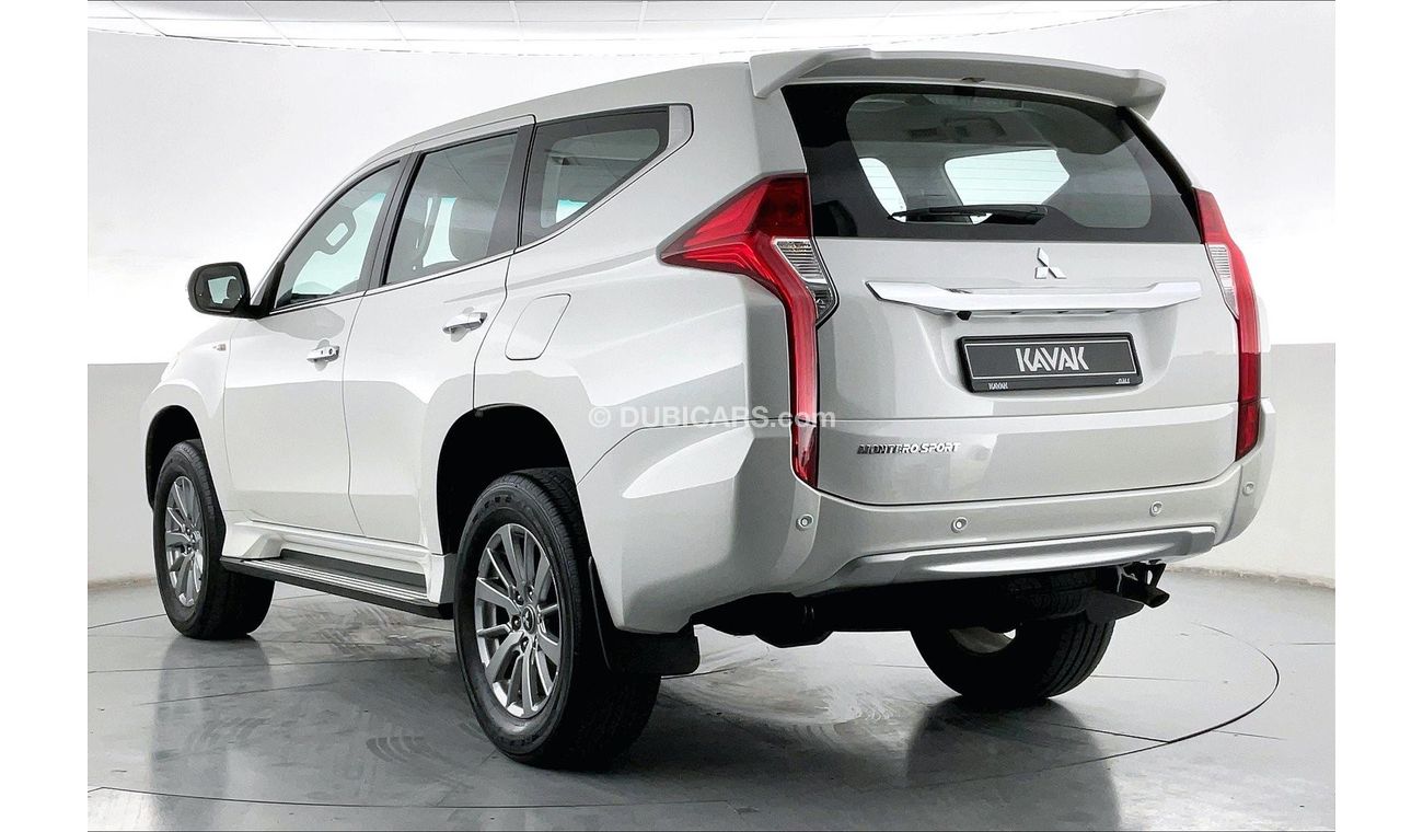 ميتسوبيشي مونتيرو GLS Mid | سنة ضمان مجانية | 0 دفعة أولى | سياسة الإعادة بعد 7 أيام