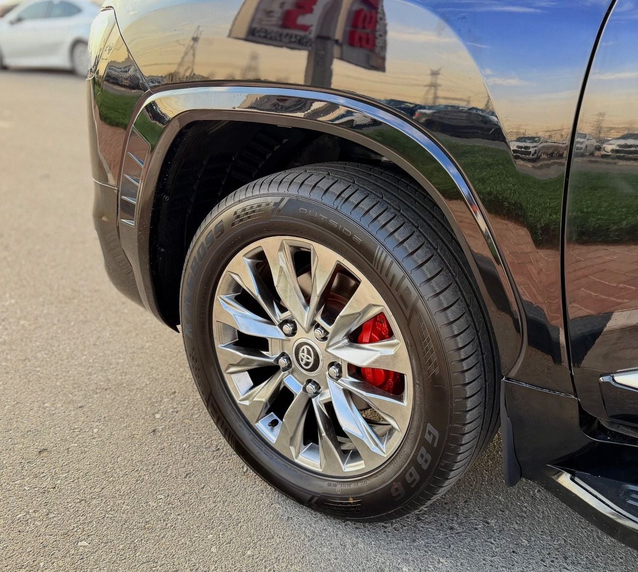 تويوتا لاند كروزر 2019 Model Facelift to 2025 Shape Exterior and Interior Both Very Clean And Perfect Condition