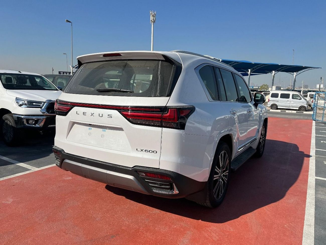 Lexus LX 600 LEXUS LX600 SIGNATURE 3.5L 2025