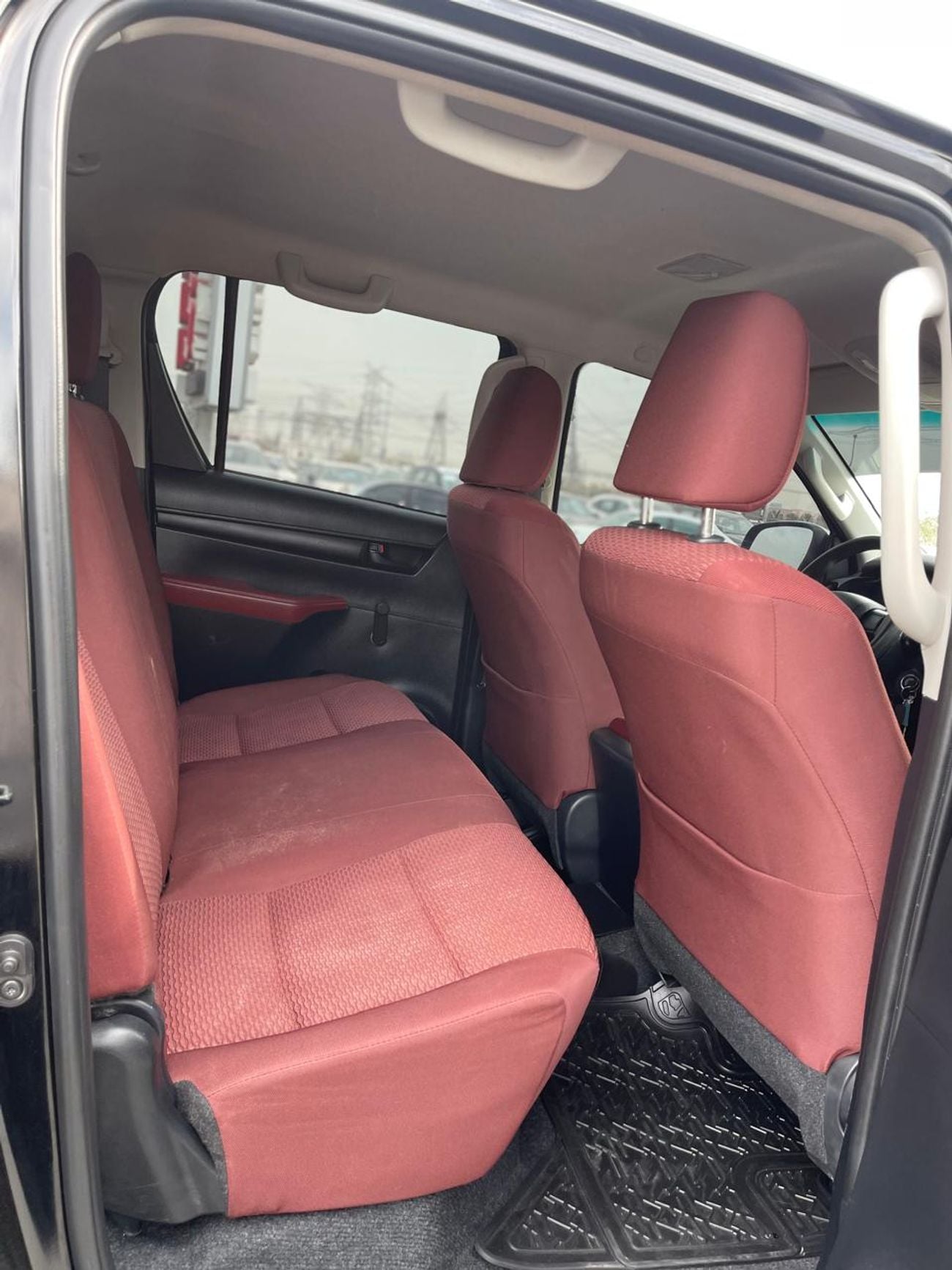 Toyota Hilux Toyota Hilux Pickup ,Left Hand Drive 2022 ,2.7 Liter Only For Export Available