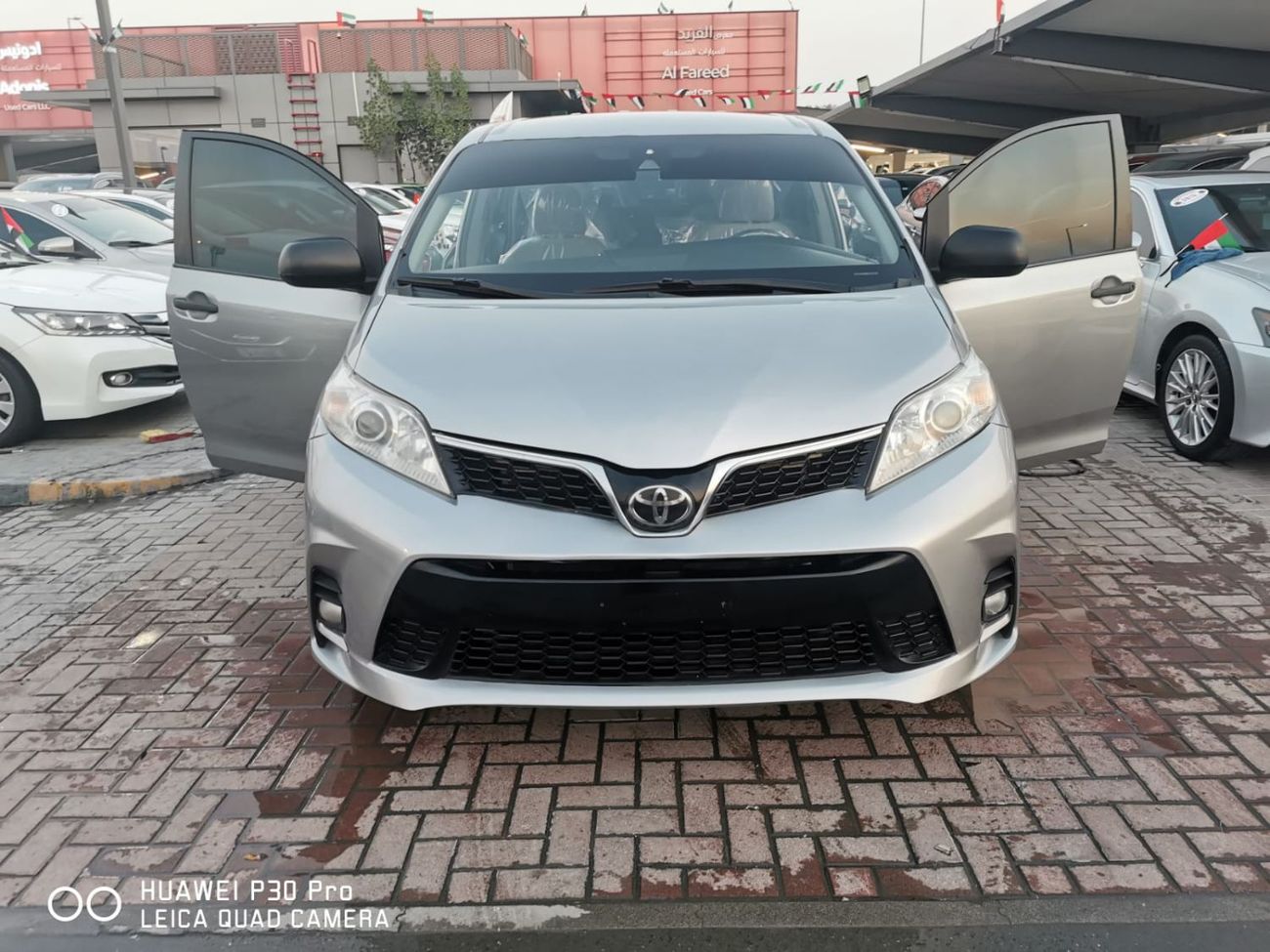 تويوتا سيينا American import, full option