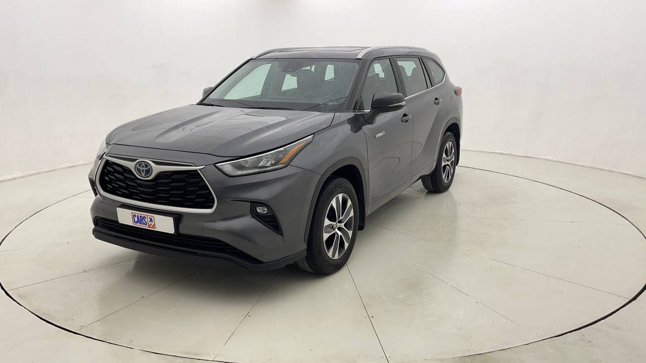 تويوتا هايلاندر GLE 2.5 | بدون دفعة مقدمة | اختبار القيادة في المنزل