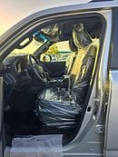 تويوتا لاند كروزر GXR BASIC / 4.0L PETROL V6 / SUNROOF / LEATHER WITH DRIVER POWER SEAT (CODE # GXR4B)