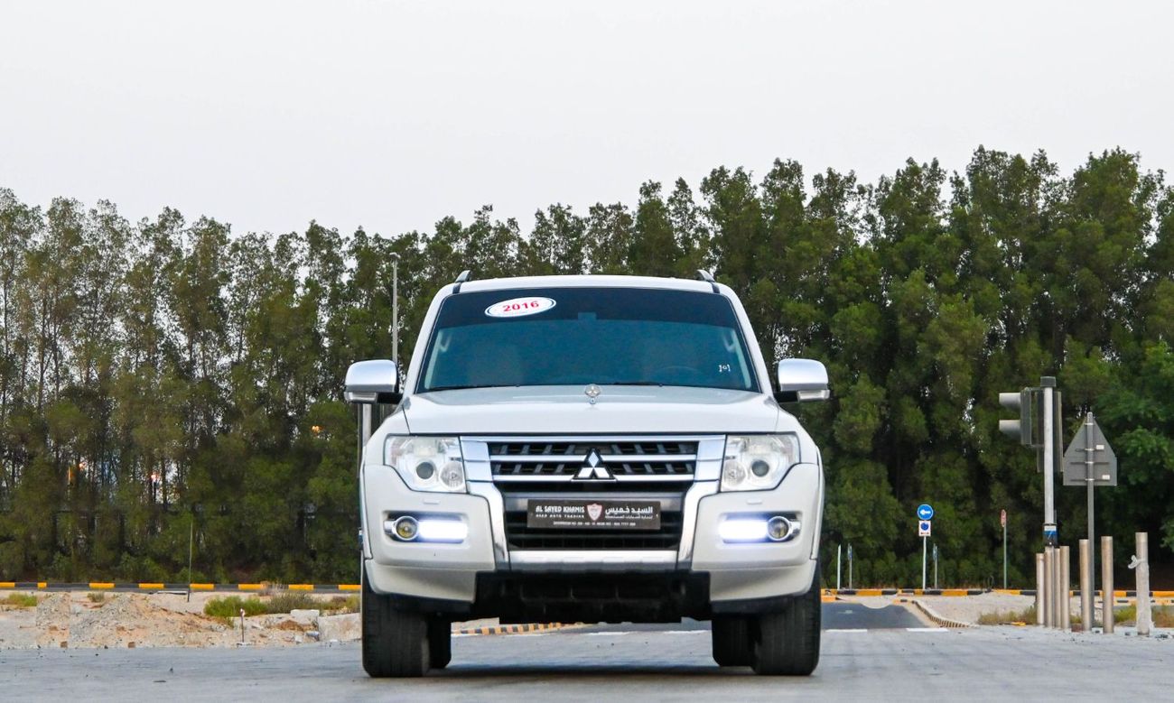 Mitsubishi Pajero MITSUBISHI PAJERO 2016 GLS Mid 3.0L (177 HP)GCC IN EXCELLENT CONDITION