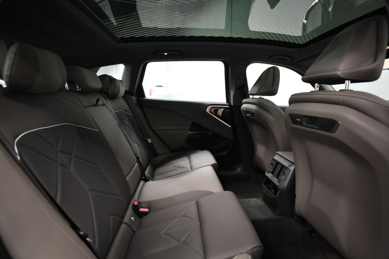 BMW X3 BMW X3 Xdrive30i | V4 2.0L 255 Hp | Low Kms | AED 3,600 AED monthly | Free Registration + 3 Years Wa