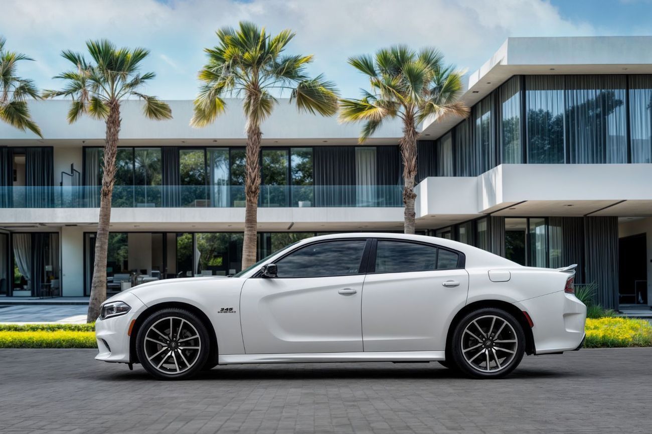 Dodge Charger RT | 2,428 P.M  | 0% Downpayment | Service History!