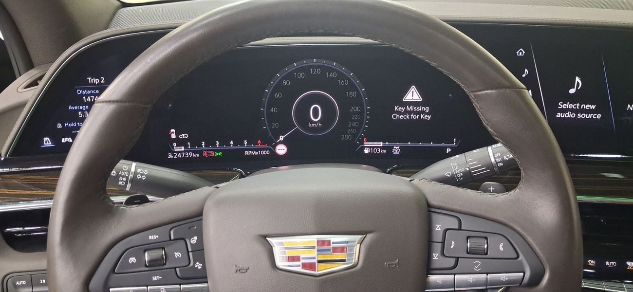 Cadillac Escalade Sport Platinum 6.2L 4WD