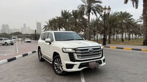 Toyota Land Cruiser Toyota landcruise 2022MODEL Engine 3.3l Diesel Transmission Automatic Interior Black colour white pu