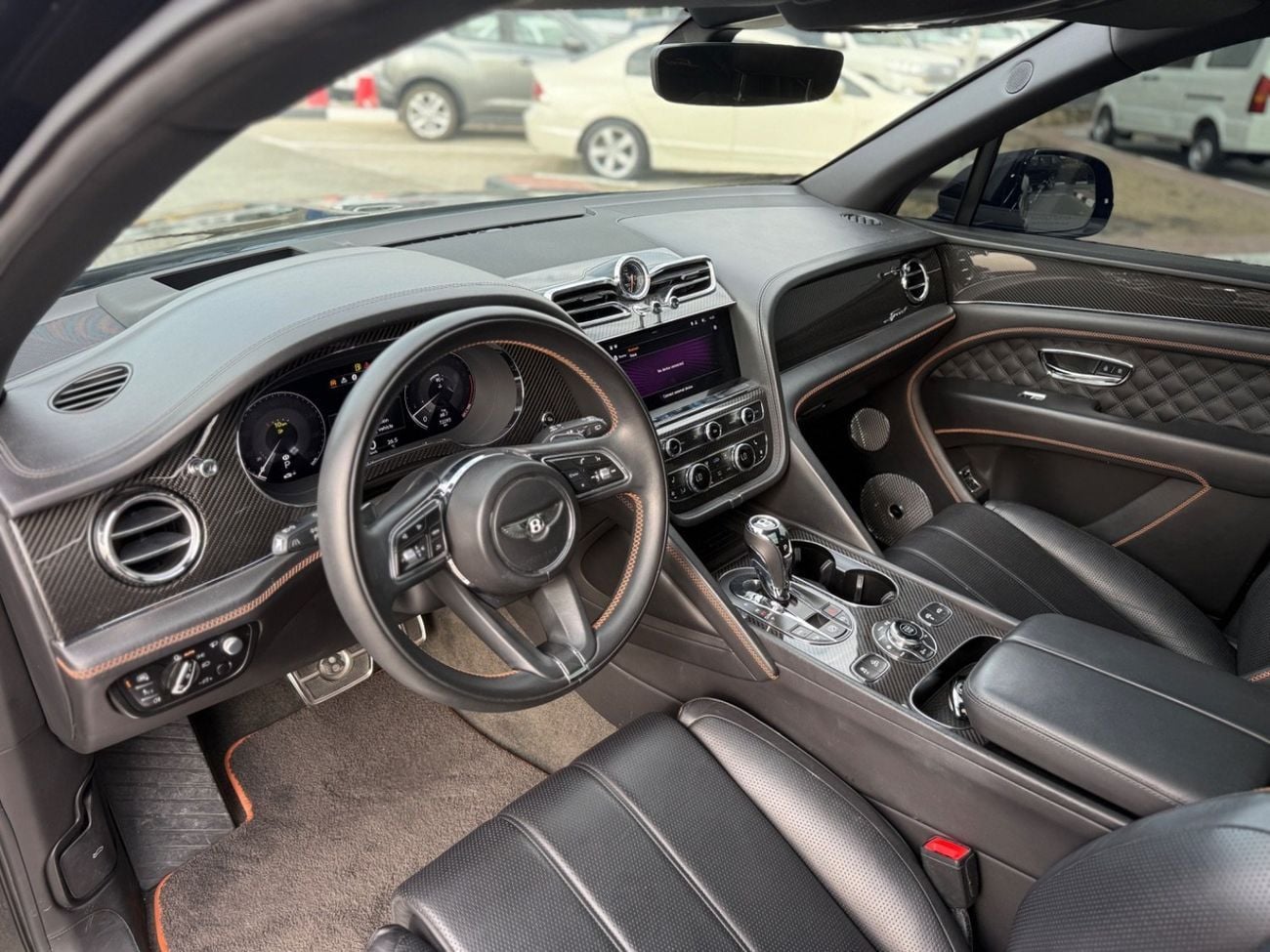 بنتلي بينتايجا LP-640 S Black Edition 4.0T