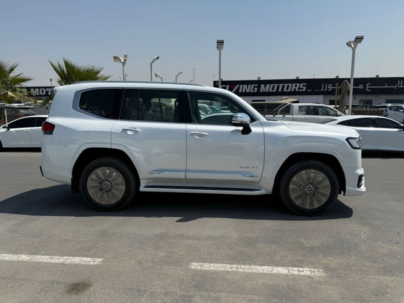 Toyota Land Cruiser LAND CRUISER VXR . A/T . Petrol 3.5L Twin Turbo 4x4 . 7 Seats 2026 Model